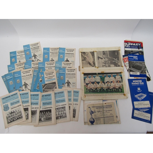 4220 - A collection of Tottenham Hotspur F.C autographs and programmes 1960's, comprising a scrap album of ... 