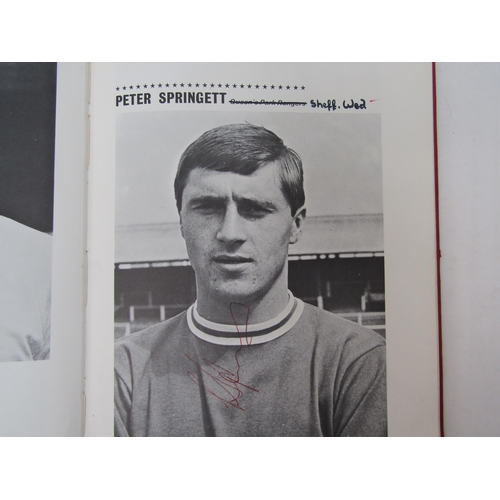 4032A - A collection of football autographs and programmes 1960's, various scrap albums with signed pictoria... 