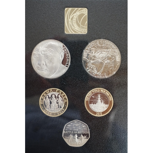 9092 - A Royal Mint 2015 cased United Kingdom Proof coin set, collectors edition.