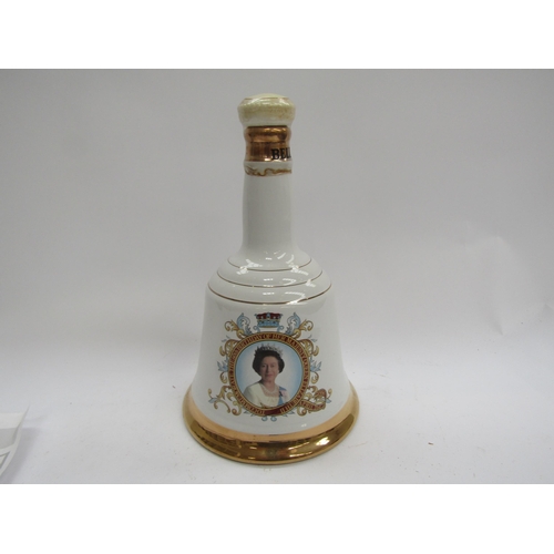 9315 - Bells Whisky decanter Queens 60th Birthday