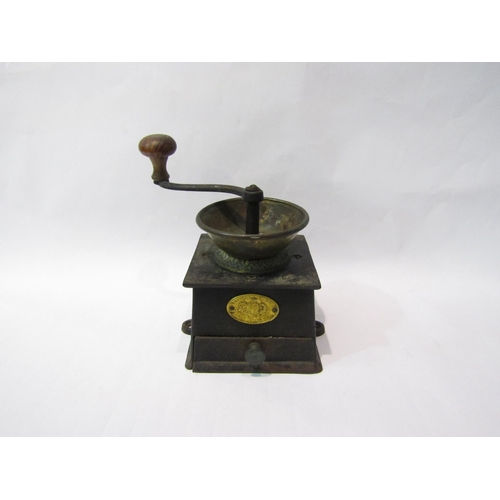 4382 - A Edwardian Kendrick & Son's cast metal coffee grinder     (R) £25