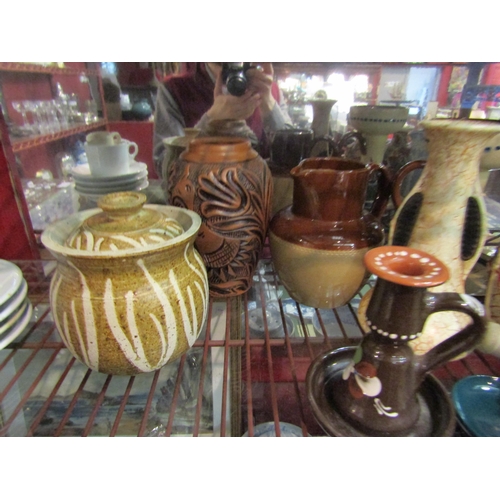 4383 - A small collection of assorted ceramics including pair of Chinese export vases, Wedgwood style jug, ... 