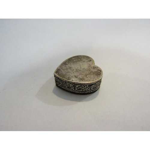 4300 - A heart form trinket pot marked 800     (R) £0