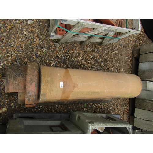 3262 - A quantity of clay half section drainage pipes       (E) £8-15