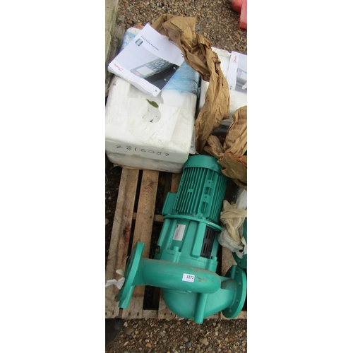 3272 - A heavy duty cast Wilo pump with inverter drive - unused