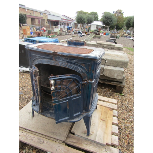 3274 - A blue enamelled 'Intrepid II' stove     (R) £20