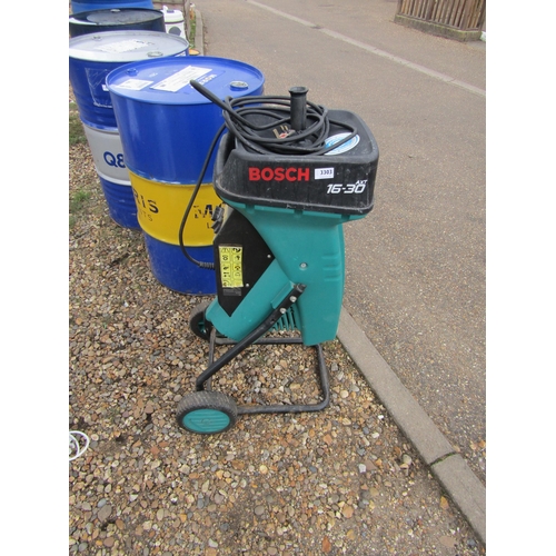 3303 - A Bosch AXT 16-30 garden shredder.  DTI Failure: Please see information pages