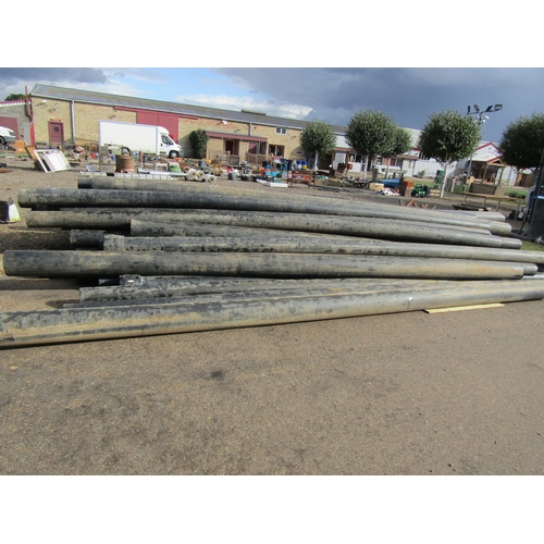 3442 - A large quantity of mixed size heavy duty drainage pipe      (R) £300