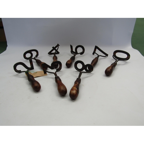 8275 - Eight vintage sheepmarkers branding irons