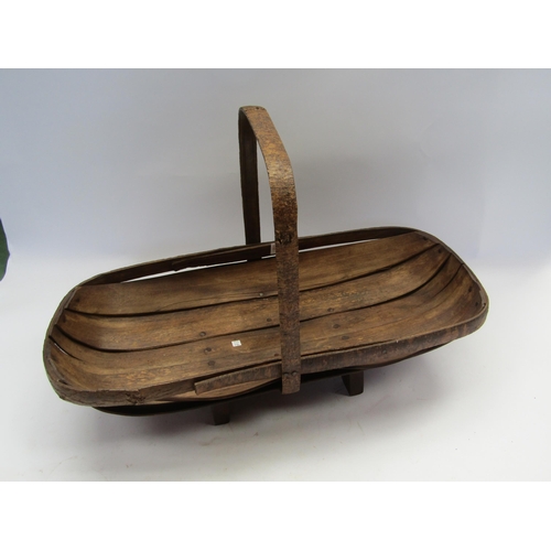 8283 - A large garden trug