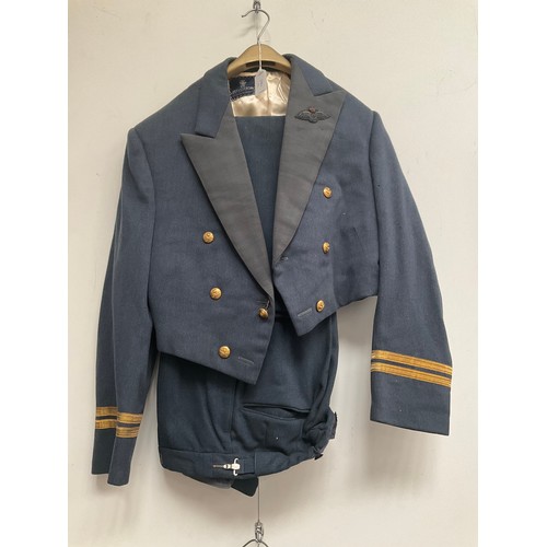 5011 - A post-war RAF officer's mess dress uniform   (C)