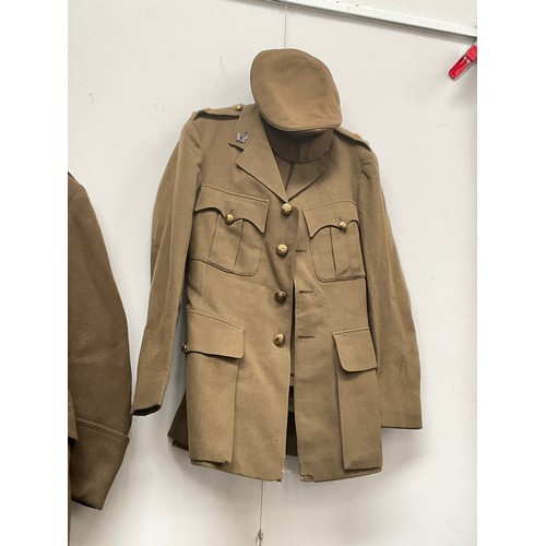 5016 - A WWII officer's uniform to an Lieutenant Colonel in the Intelligence Corps, with jacket, trousers, ... 