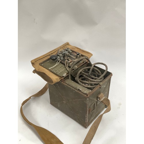 5068 - A WWII British field telephone set