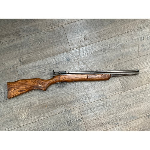 5335 - A vintage Crossman air rifle in .22 calibre