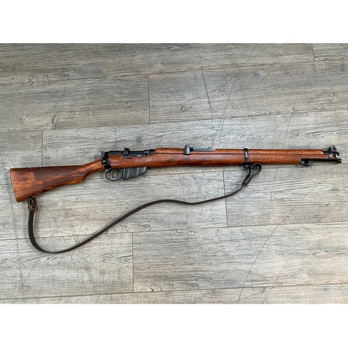 5338 - A non-firing re-enactment replica .303 Lee Enfield SMLE Rifle made by Denix, full size with a workin... 