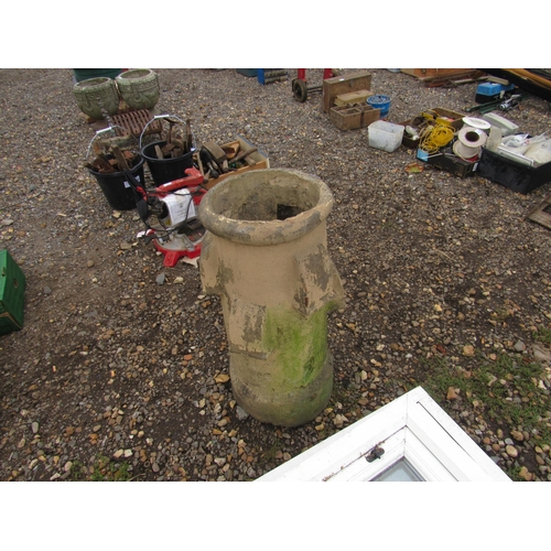 3318 - A chimney pot