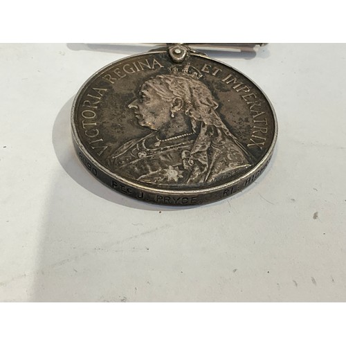 5385 - A Victorian Queen's South Africa Medal with Cape Colony, Orange Free State and South Africa 1902 cla... 