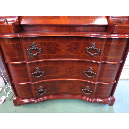 4145 - An early 19th Century style crossbanded walnut bureau with working lock and key the fitted interior ... 