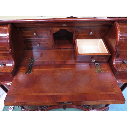 4145 - An early 19th Century style crossbanded walnut bureau with working lock and key the fitted interior ... 