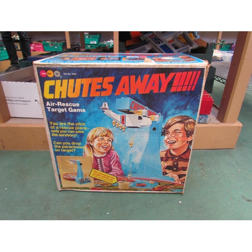 7063 - A boxed Marx Toys Chutes Away! Air-Rescue Target Game