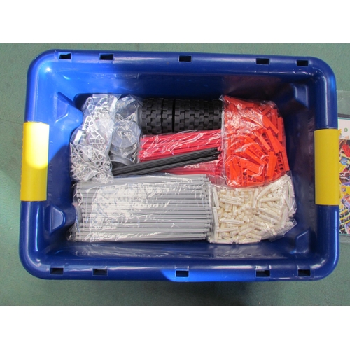 7078 - A blue toy crate containing a collection of loose K'nex sets and instruction booklets to include Bui... 