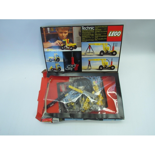 7079 - A Lego Technic set 8040 box and loose contents