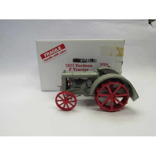 7216 - A Danbury Mint 1:16 scale diecast 1927 Fordson F Tractor, boxed with certificate of authenticity, wr... 