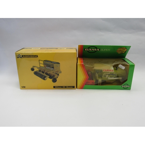 7229 - A boxed Gama Super diecast 4231 Claas Dominator combine harvester (box window damaged) and a Replica... 