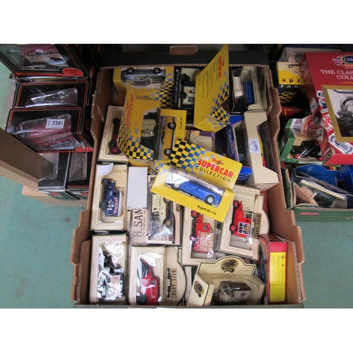 7282 - A collection of boxed diecast vehicles including Corgi, Maisto Supercar Collection etc.