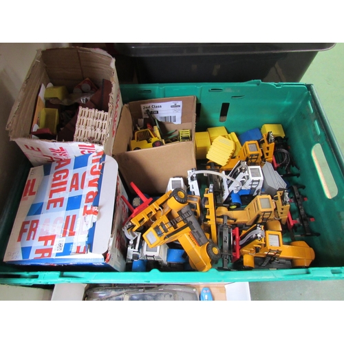 7308 - A collection of unboxed and playworn diecast forklift trucks to include 8x Corgi Hyster Challenger 8... 