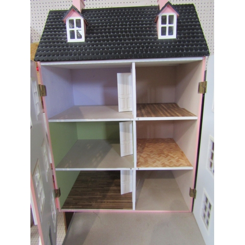 7142 - A Georgian townhouse style dolls house and assorted furniture and accessories, 84cm tall x 58.5cm wi... 