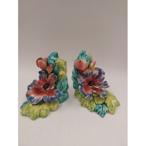 1370 - A pair of Italian pottery floral bookends, 14cm high, a/f