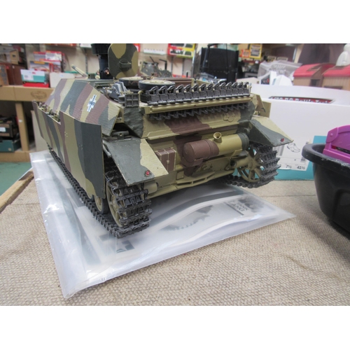 7200 - A Tamiya 1:16 scale radio control Jagdpanzer IV/70 (V) Lang tank with laser battle system