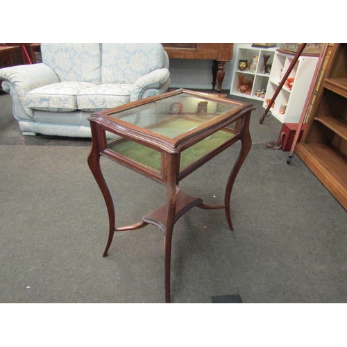 1025 - An Edwardian free-standing bijouterie table with undertier on cabriole legs, 76cm high x 62cm wide x... 