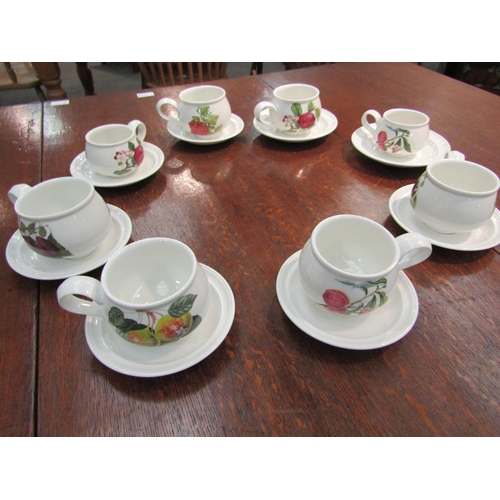 1173 - Portmeirion Pomona pattern tea wares to include cups and saucers, chip to one  (E) £10-20