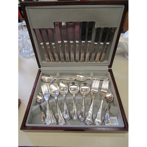 1209 - A cased set of King's pattern cutlery