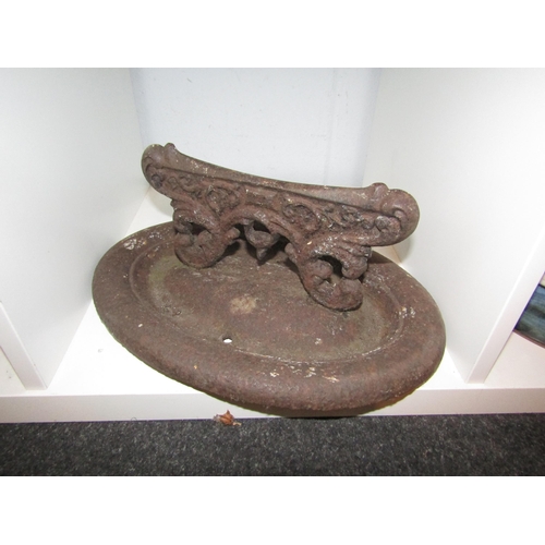 1443 - A Victorian cast iron boot scraper   (R) £0