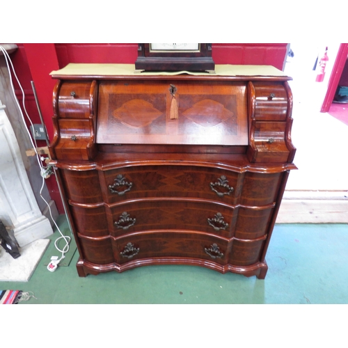 4172 - An early 19th Century style crossbanded walnut bureau with working lock and key the fitted interior ... 