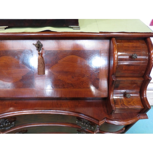 4172 - An early 19th Century style crossbanded walnut bureau with working lock and key the fitted interior ... 