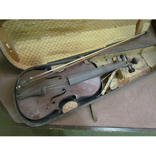 4241 - A Maidstone violin in case a/f  (E)  £8-12