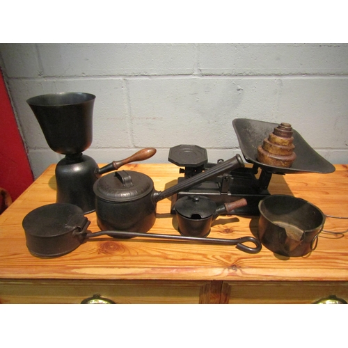 1071 - A selection of kitchenalia including a pair of scales, cooking pots etc