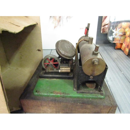 1259 - An ESL model steam engine with burner