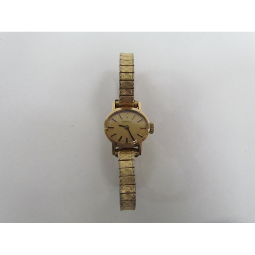 1316 - A 9ct gold cased Certina lady's watch, with expanding strap