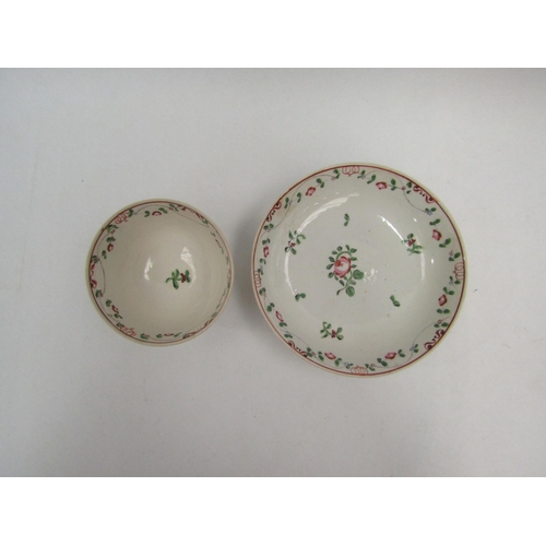 1092 - A late 18th Century New Hall porcelain tea bowl and saucer, floral sprays