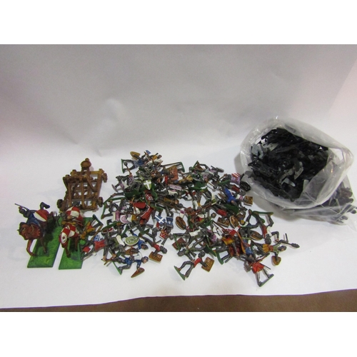 4227 - A large quantity of painted and unpainted plastic soliders