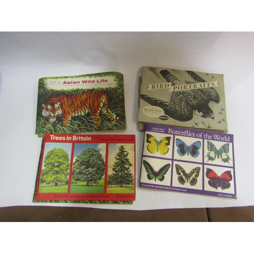 4229 - Brooke Bond and cigarette card albums and tin of tea and cigarette cards