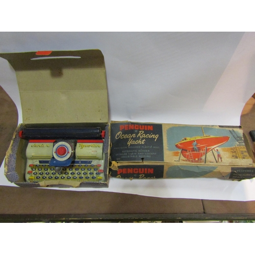 4232 - A vintage toy tin 