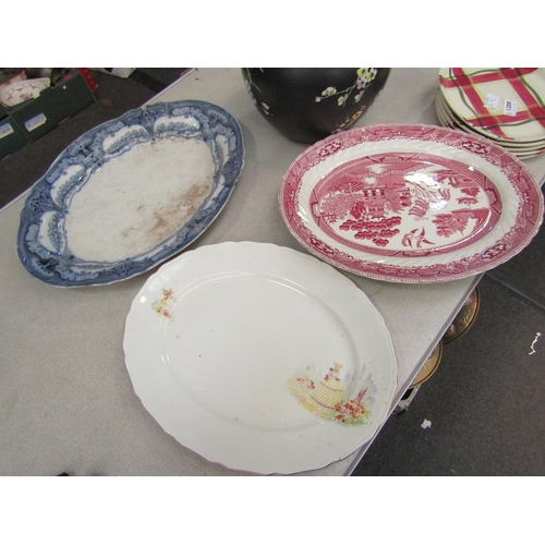 1175 - A Phoenix ware jardiniere, five Purinton slip ware plates and four meat plates, some a/f