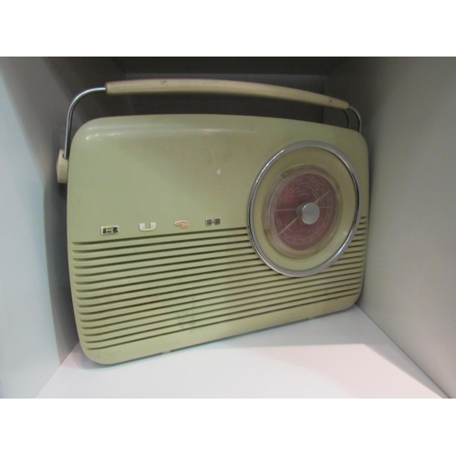 1389 - A Bush radio serial no. 528/13681