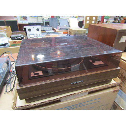 8227 - A boxed Onkyo Y-3P turntable